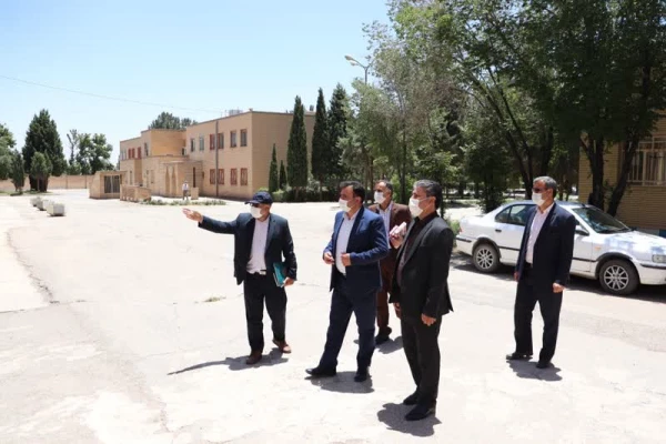 بازدید معاون استاندار و فرماندار ویژه شهرستان نجف آباد از مرکز آموزش عالی شهید آیت نجف آباد 4