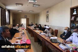 نشست رئیس و مسئولین دانشگاه فرهنگیان استان اصفهان با مدیر عامل و هیئت امناء بنیاد خیریه فرهنگی المهدی(ع) اصفهان 2