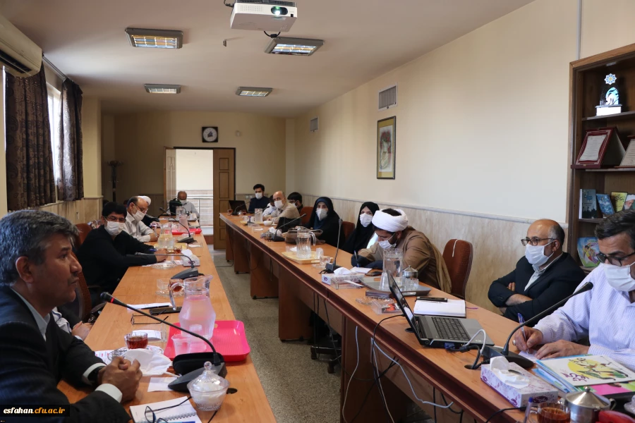 نشست رئیس و مسئولین دانشگاه فرهنگیان استان اصفهان با مدیر عامل و هیئت امناء بنیاد خیریه فرهنگی المهدی(ع) اصفهان 2