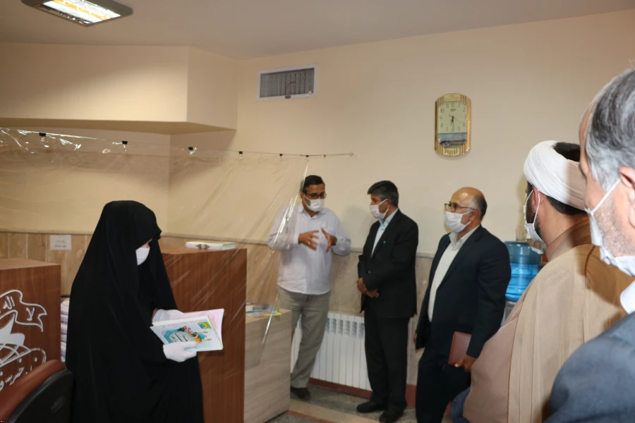 نشست رئیس و مسئولین دانشگاه فرهنگیان استان اصفهان با مدیر عامل و هیئت امناء بنیاد خیریه فرهنگی المهدی(ع) اصفهان 5