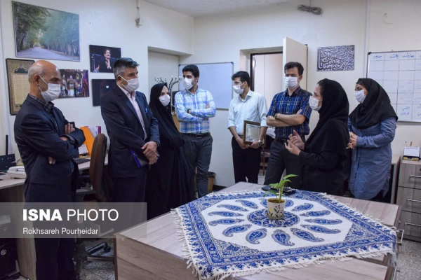 بازدید رئیس دانشگاه فرهنگیان استان اصفهان از خبرگزاری های ایسنا و ایکنا و تجلیل از سردبیران 3