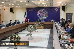 روابط عمومی دانشگاه فرهنگیان استان اصفهان موفق به کسب رتبه عالی و تندیس زرین جشنواره شد 4