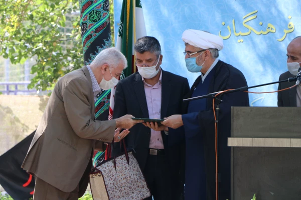 مراسم آغاز سال تحصیلی 1399-1400 در دانشگاه فرهنگیان استان اصفهان برگزار شد 6