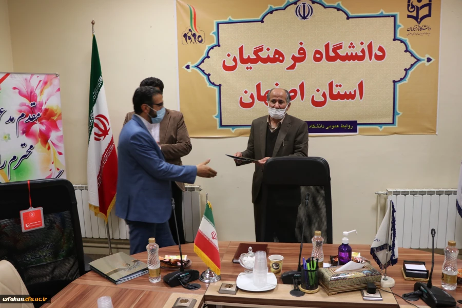 گرامیداشت مناسبت های هفته ی جاری در مدیریت امور پردیس های استان 8