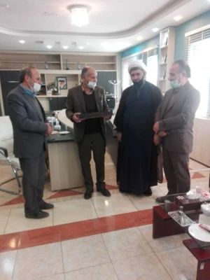 تقدیر از همکاران جانباز در پردیس شهید باهنراصفهان 4