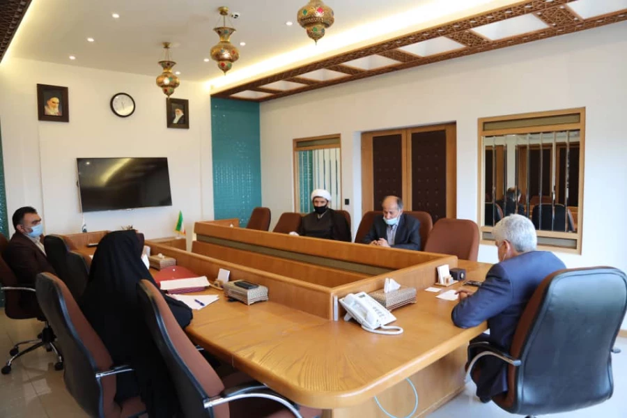 بررسی طرح تعاون بین دانشگاه اصفهان و دانشگاه فرهنگیان استان اصفهان 3