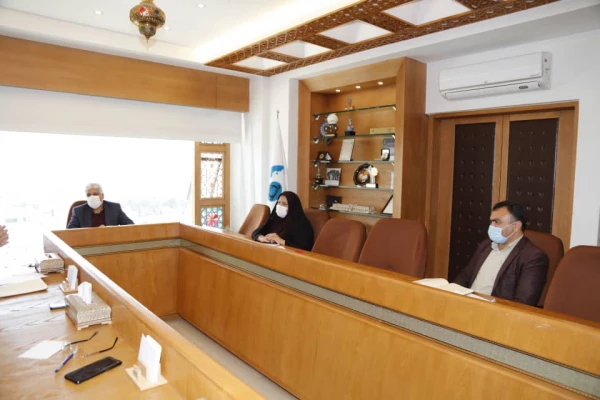 بررسی طرح تعاون بین دانشگاه اصفهان و دانشگاه فرهنگیان استان اصفهان 8