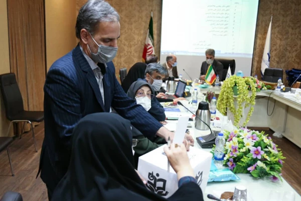 راه اندازی بنیاد خیرین حامی دانشگاه فرهنگیان استان اصفهان 30