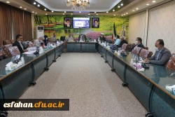 اولین جلسه ی بنیاد خیرین حامی دانشگاه فرهنگیان استان اصفهان 11