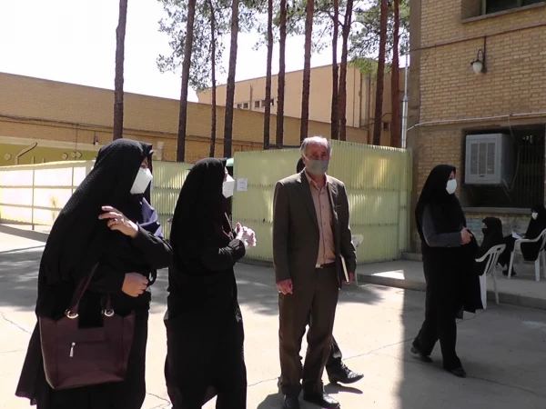 بازدید دکتر آقا حسینی از روند مصاحبه داوطلبین ورود به دانشگاه فرهنگیان در پردیس فاطمه الزهرا(س) 2
