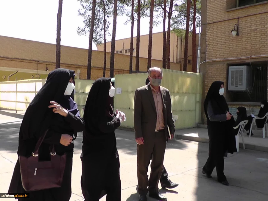 بازدید دکتر آقا حسینی از روند مصاحبه داوطلبین ورود به دانشگاه فرهنگیان در پردیس فاطمه الزهرا(س) 2