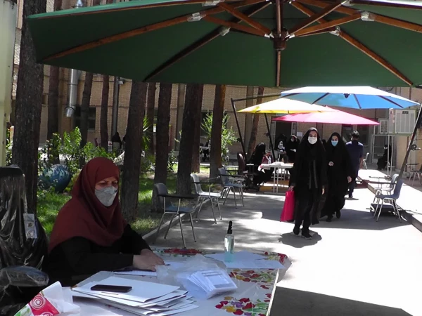 بازدید دکتر آقا حسینی از روند مصاحبه داوطلبین ورود به دانشگاه فرهنگیان در پردیس فاطمه الزهرا(س) 2