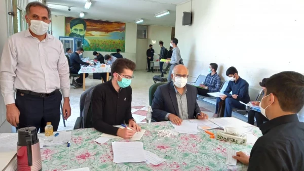 بازدید دکتر آقا حسینی از روند مصاحبه داوطلبین ورود به دانشگاه فرهنگیان در پردیس فاطمه الزهرا(س) 2