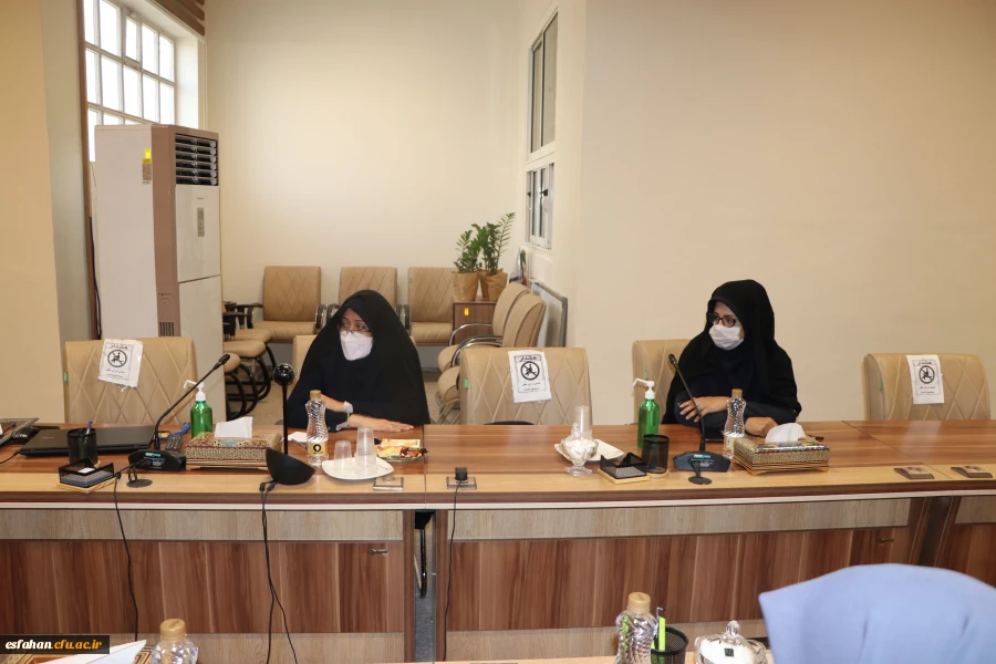 تشکیل جلسه ستاد پژوهش دانشگاه فرهنگیان استان اصفهان 7
