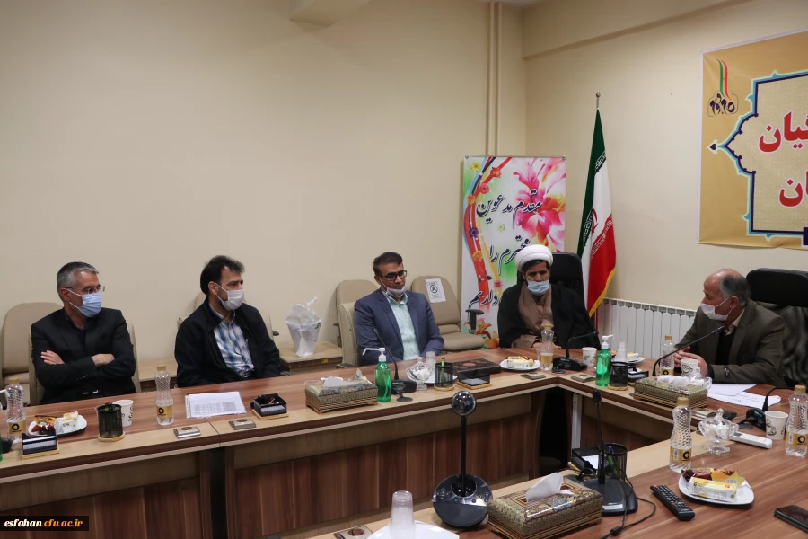 جلسه تودیع ، تکریم و تجلیل از خدمات آقای دکتر یوسف کریمی، معاونت هماهنگی مدیریت امور پردیس های دانشگاه فرهنگیان استان اصفهان 8