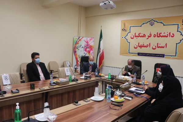 تقدیر از کارشناسان امور دانشجویی و تربیت بدنی دانشگاه فرهنگیان استان اصفهان 5