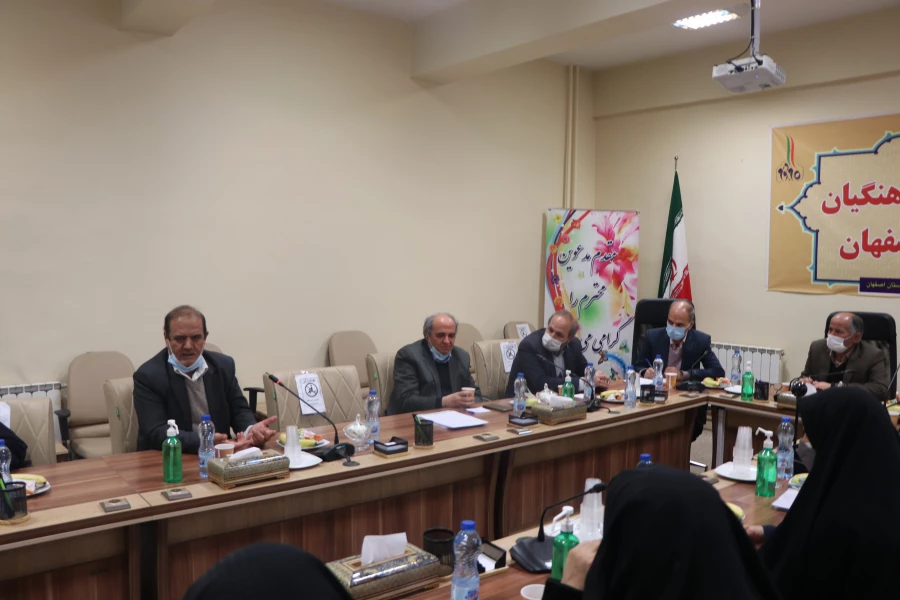 تشکیل جلسه ی شورای آموزش دانشگاهفرهنگیان استان اصفهان 16