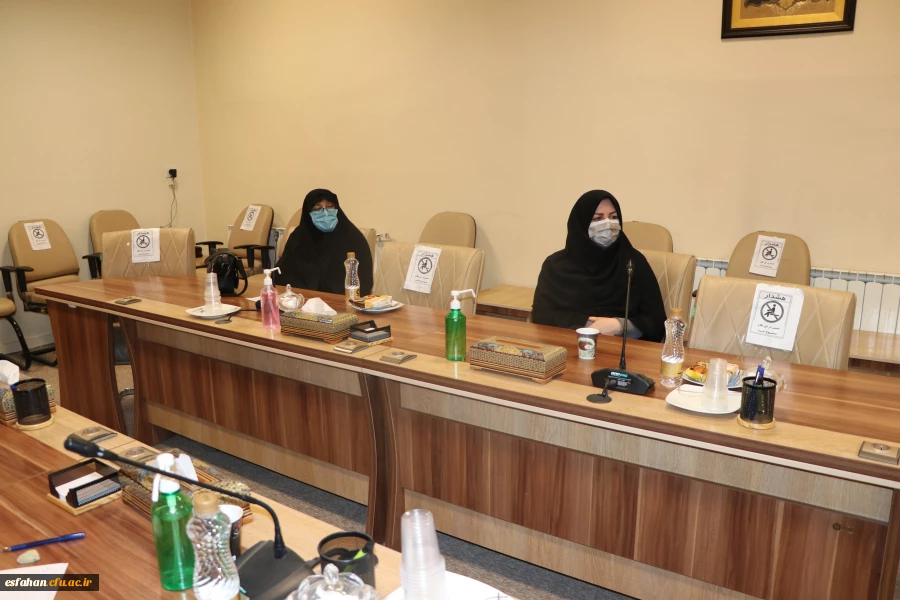 جلسه ی توجیهی ارزیابی درونی گروه های آموزشی دانشگاه فرهنگیان استان اصفهان 5