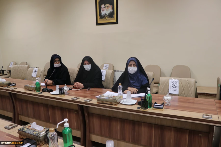 تشکیل جلسه ی مشترک بین مسئولین اداره کل آموزش و پرورش استان صفهان و مسئولین دانشگاه فرهنگیان استان اصفهان 9