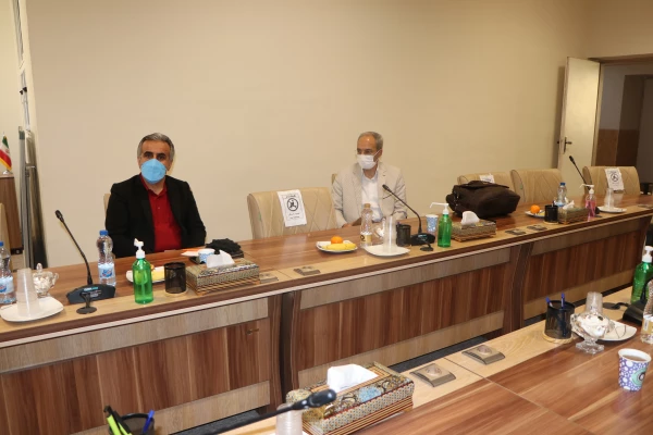 بررسی گسترش فعالیت های مشاوره ای برون سازمانی دانشگاه فرهنگیان استان اصفهان 5