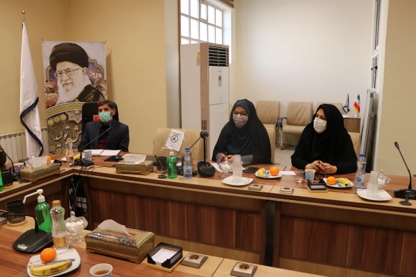 بررسی گسترش فعالیت های مشاوره ای برون سازمانی دانشگاه فرهنگیان استان اصفهان 6