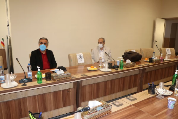 بررسی گسترش فعالیت های مشاوره ای برون سازمانی دانشگاه فرهنگیان استان اصفهان 7