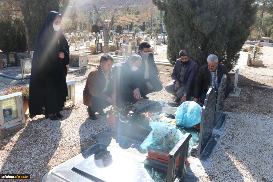 سالروز وفات حضرت ام البنین(س)،روز تکریم مادران و همسران شهدا گرامی باد. 2