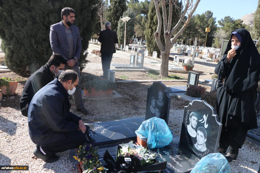 سالروز وفات حضرت ام البنین(س)،روز تکریم مادران و همسران شهدا گرامی باد. 2