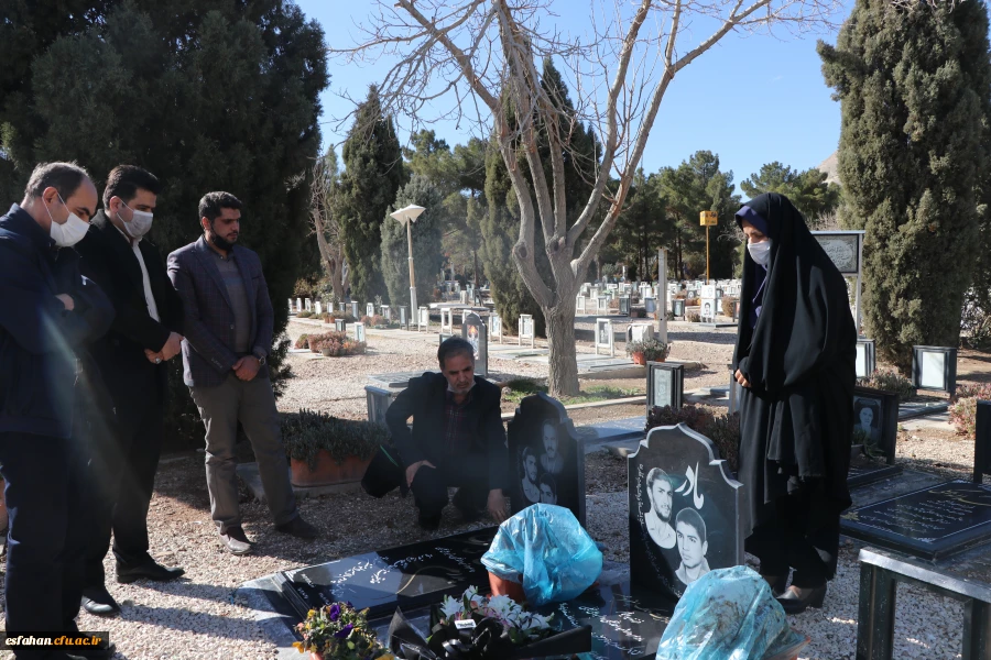 سالروز وفات حضرت ام البنین(س)،روز تکریم مادران و همسران شهدا گرامی باد. 2