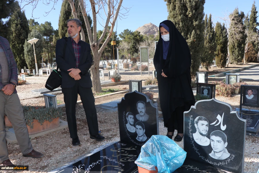 سالروز وفات حضرت ام البنین(س)،روز تکریم مادران و همسران شهدا گرامی باد. 2