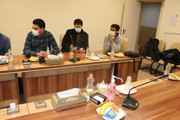 بررسی چگونگی اجرای برنامه راهیان نور در جلسه  شورای فرهنگی دانشگاه فرهنگیان استان اصفهان 10