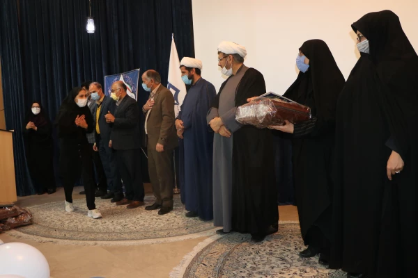 جشنواره تقدیر از فعالان دانشجویی دانشگاه فرهنگیان استان اصفهان 7