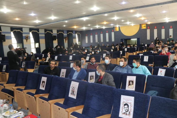 جشنواره تقدیر از فعالان دانشجویی دانشگاه فرهنگیان استان اصفهان 10