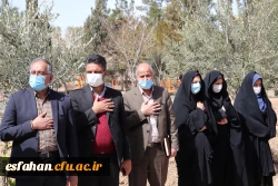 کاشت نهال درخت به یاد شهدای دانشگاه فرهنگیان استان اصفهان 11