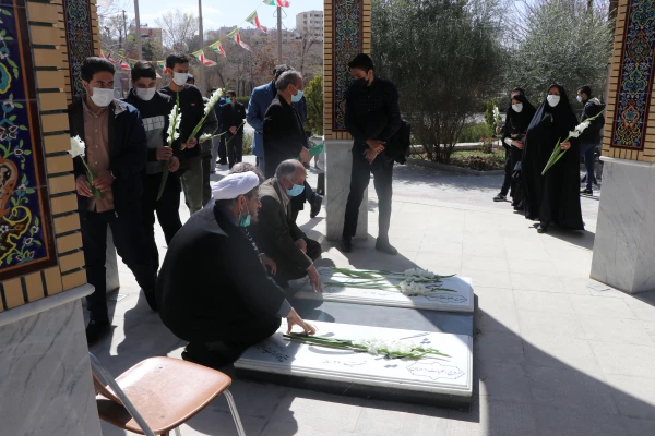 یادواره شهدای دانشگاه فرهنگیان استان اصفهان برگزار گردید. 17