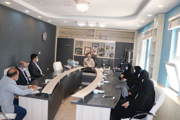 شروع آموزش  حضوری دانشجویان  و مراسم استقبال از آنان در دانشگاه فرهنگیان استان اصفهان 10