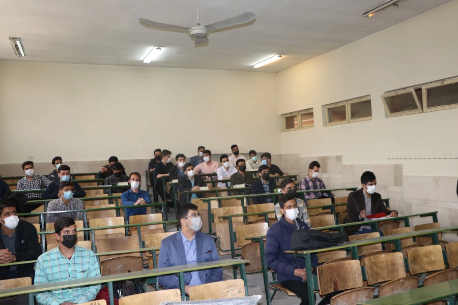 شروع آموزش  حضوری دانشجویان  و مراسم استقبال از آنان در دانشگاه فرهنگیان استان اصفهان 11