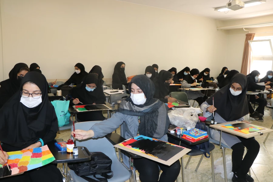 شروع آموزش  حضوری دانشجویان  و مراسم استقبال از آنان در دانشگاه فرهنگیان استان اصفهان 21