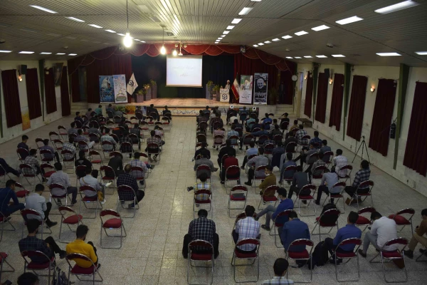 مراسم استقبال از دانشجویان ورودی 1400 مرکز شهیدآیت نجف آباد 2