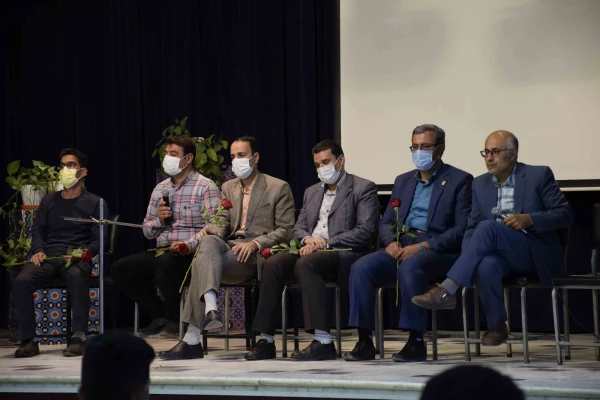 مراسم استقبال از دانشجویان ورودی 1400 مرکز شهیدآیت نجف آباد 3