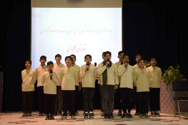 مراسم استقبال از دانشجویان ورودی 1400 مرکز شهیدآیت نجف آباد 10
