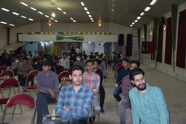 مراسم استقبال از دانشجویان ورودی 1400 مرکز شهیدآیت نجف آباد 16