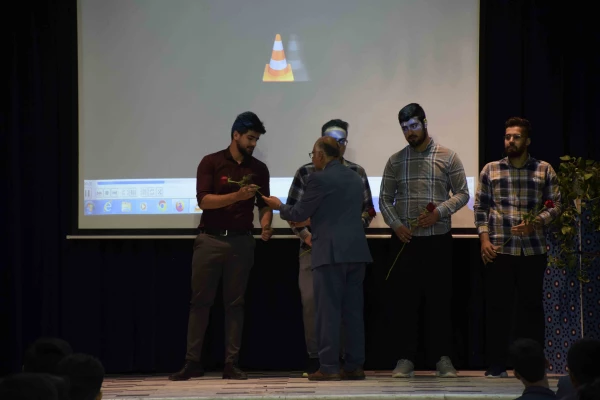 مراسم استقبال از دانشجویان ورودی 1400 مرکز شهیدآیت نجف آباد 17