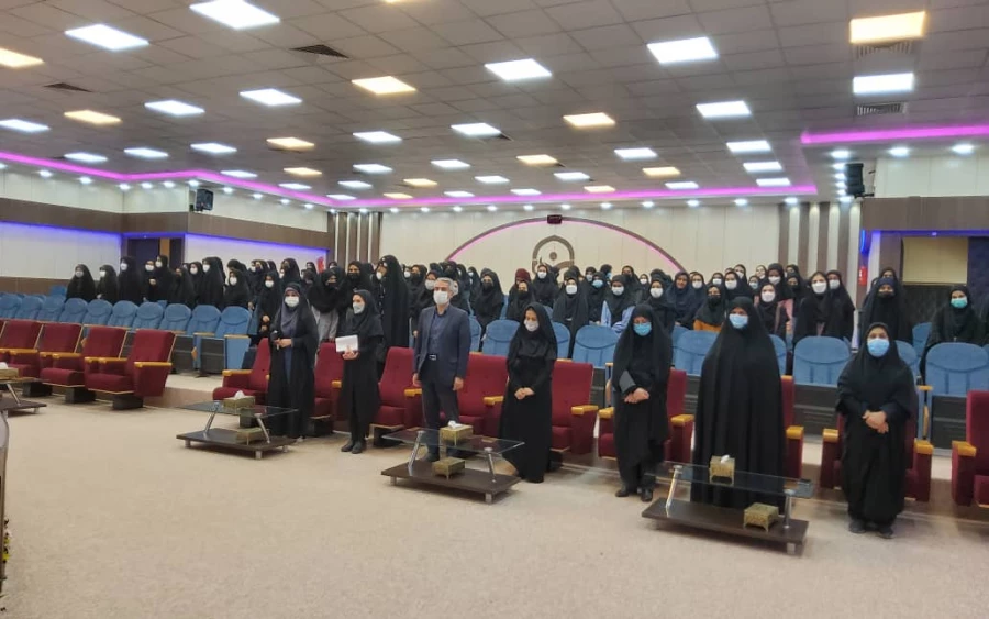 شروع آموزش  حضوری دانشجویان  و مراسم استقبال از آنان در دانشگاه فرهنگیان استان اصفهان 26