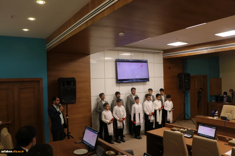 حضور دکتر آقاحسینی در یکصدو پنجاه و هفتمین شورای آموزش و پرورش استان اصفهان 10