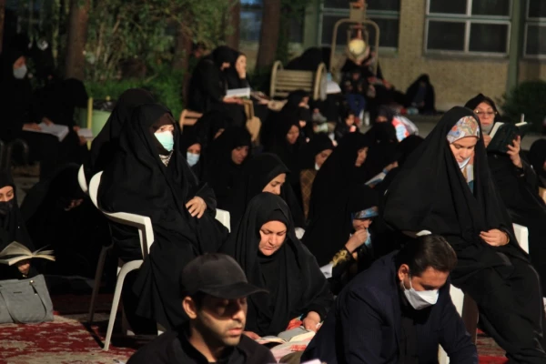 مراسم احیای شب های قدر در جوار مزار شهدای گمنام پردیس شهید باهنر اصفهان 7