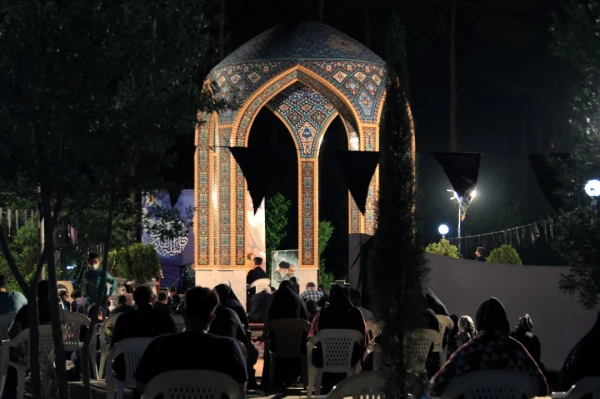 مراسم احیای شب های قدر در جوار مزار شهدای گمنام پردیس شهید باهنر اصفهان 11