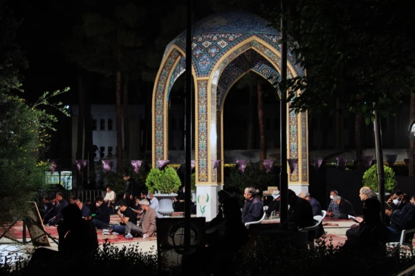 مراسم احیای شب های قدر در جوار مزار شهدای گمنام پردیس شهید باهنر اصفهان 13