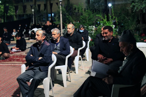 مراسم احیای شب های قدر در جوار مزار شهدای گمنام پردیس شهید باهنر اصفهان 16