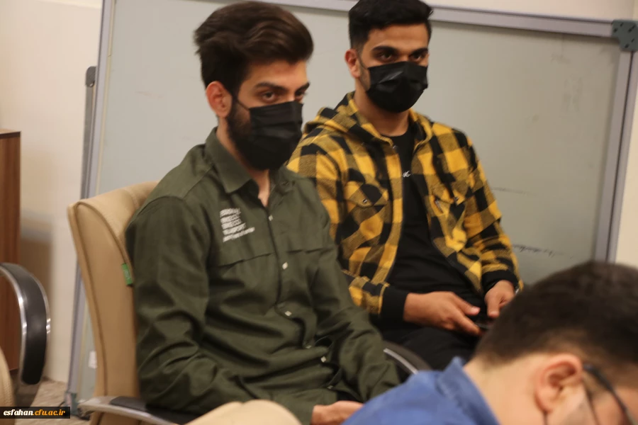 نشست صمیمی فعالین دانشجویی،تشکل ها،هیأت های مذهبی،کانون های فرهنگی و انجمن های علمی دانشگاه فرهنگیان استان اصفهان 21